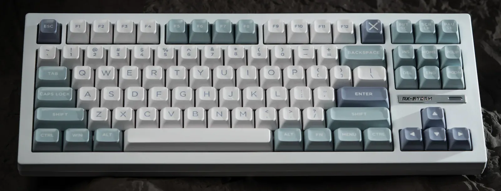 RX870